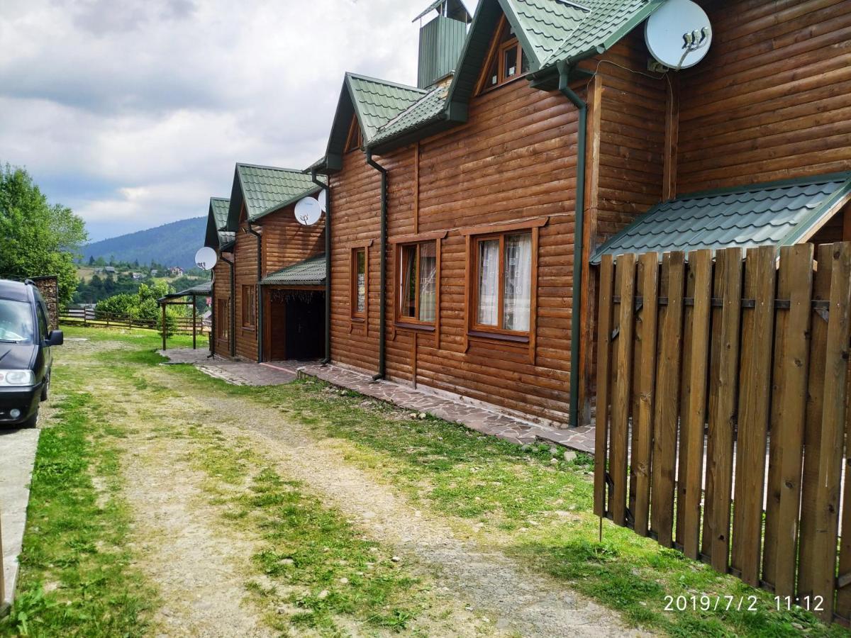 Котедж ,,Тік" Hotel Tatariv Exterior foto